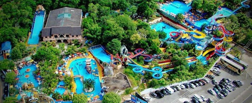 Apart Hotel Holiday Apartamento *